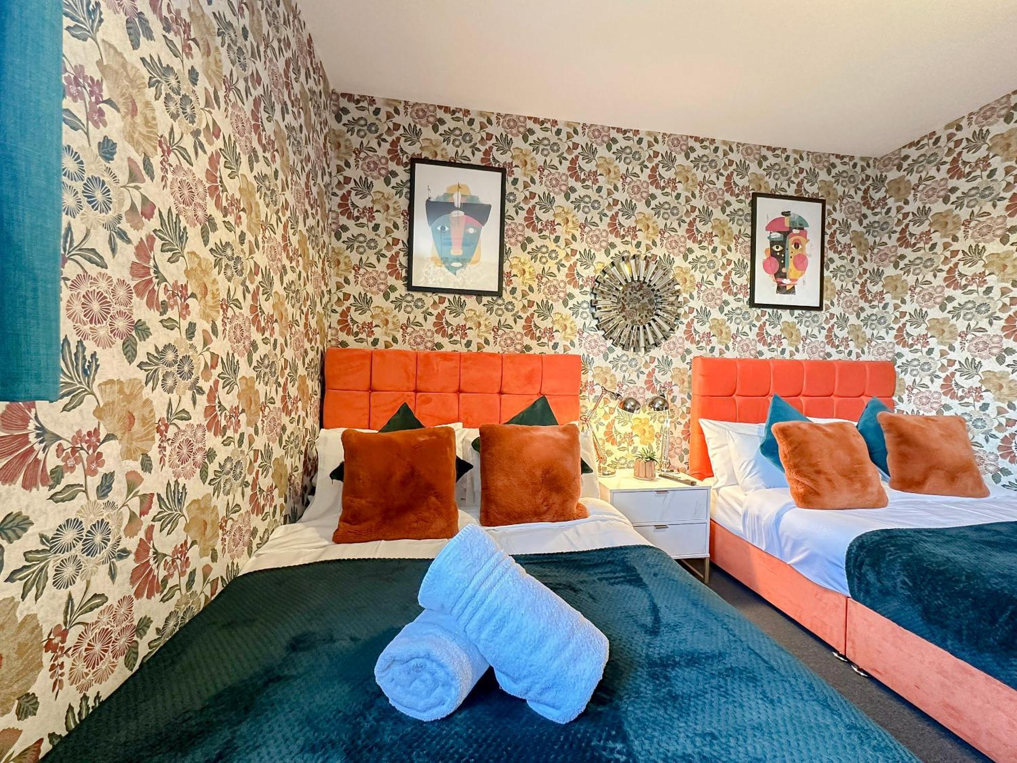 Luxury Boutique Apartments Block Free Street Parking Hounslow Exterior foto